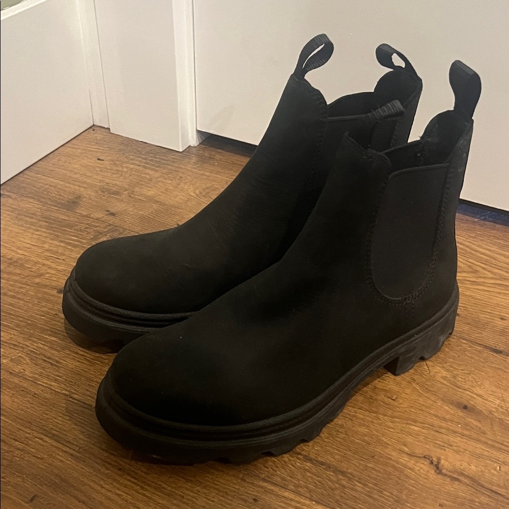Ecco Black Chelsea Boots
